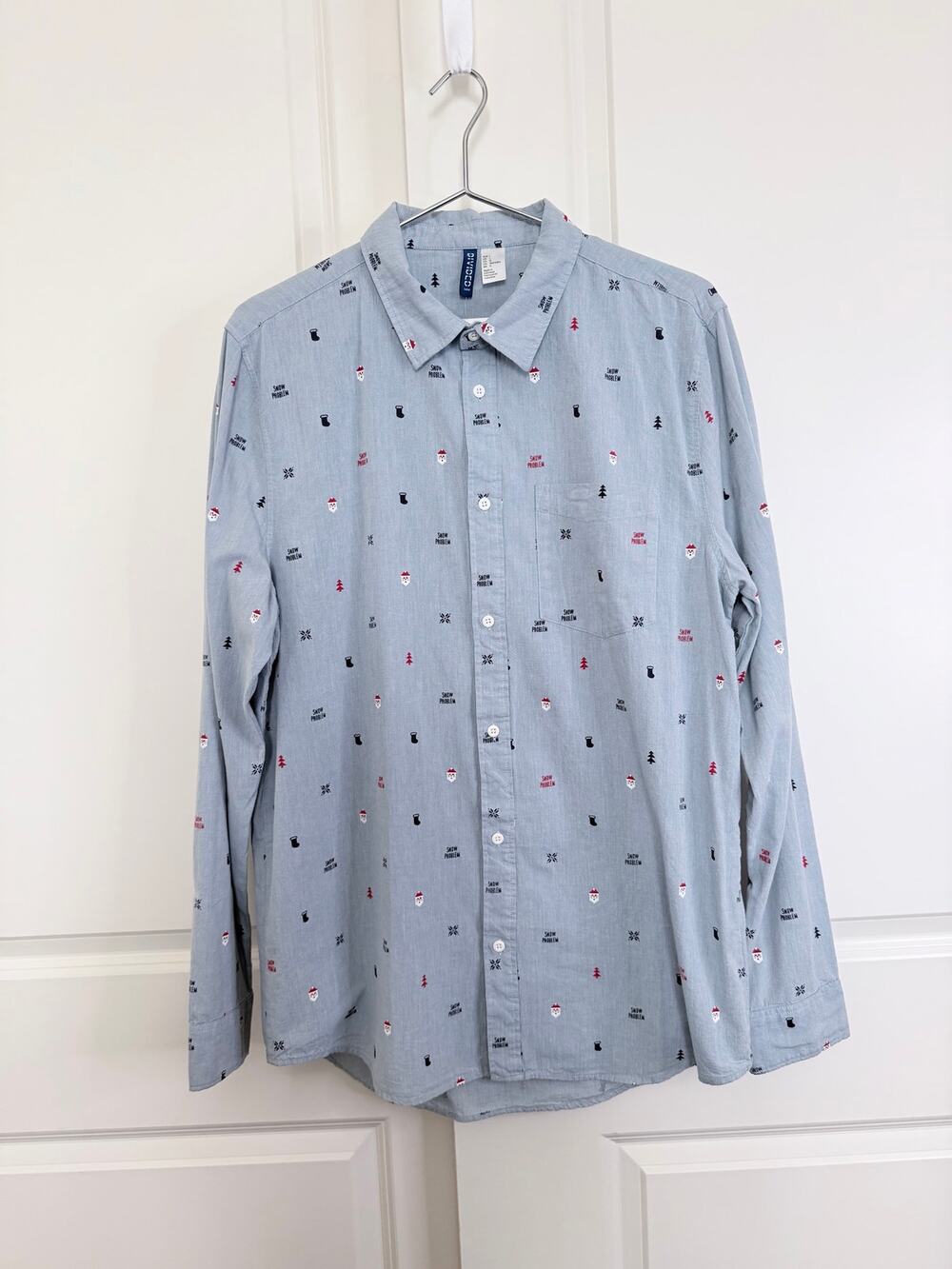 H&M Divided Holiday Christmas Print Blue Chambray Button Up Shirt long sleeve